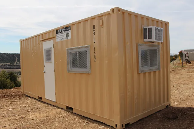 Side-access 20-foot container with roll-up door modification