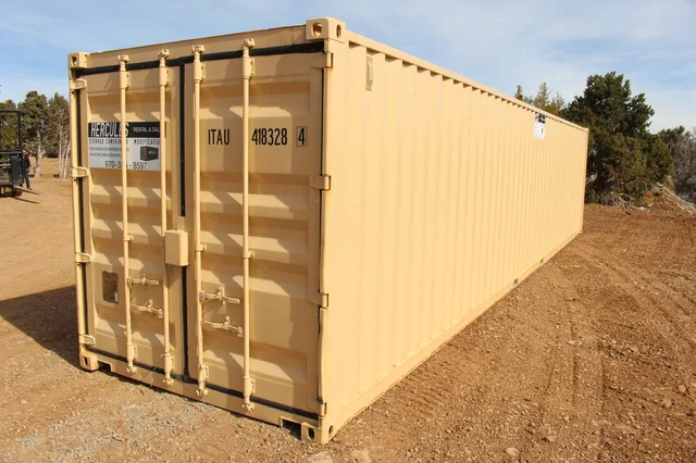 40-foot container with wind and water tight rating at Hercules