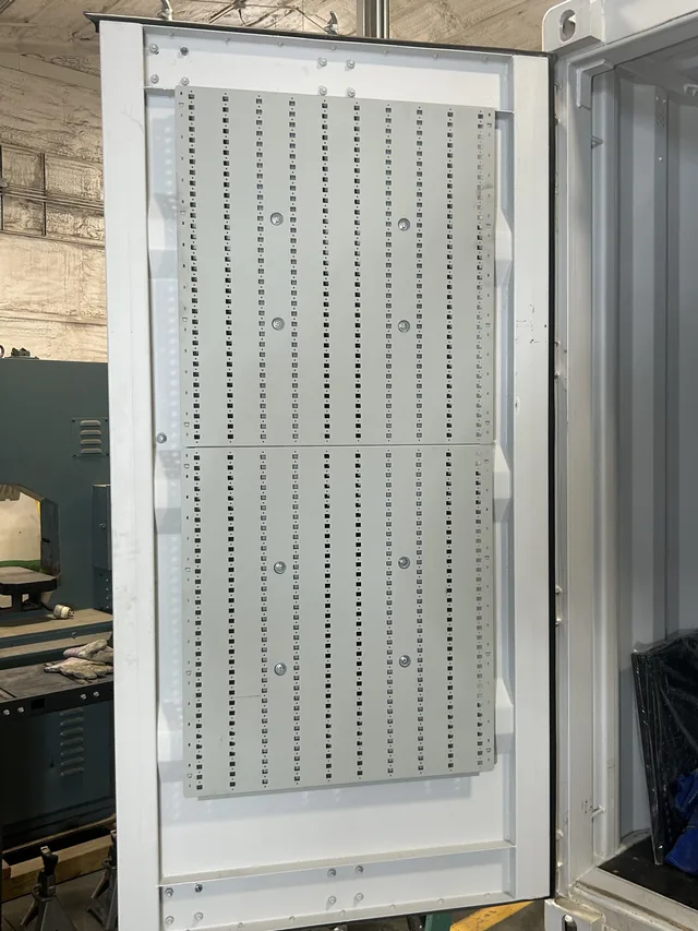 Custom window cutout and framing on a Co Gunfighter container project