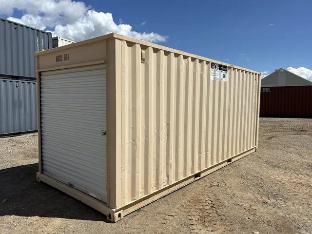 20-foot container featuring an end roll-up door upgrade by Hercules