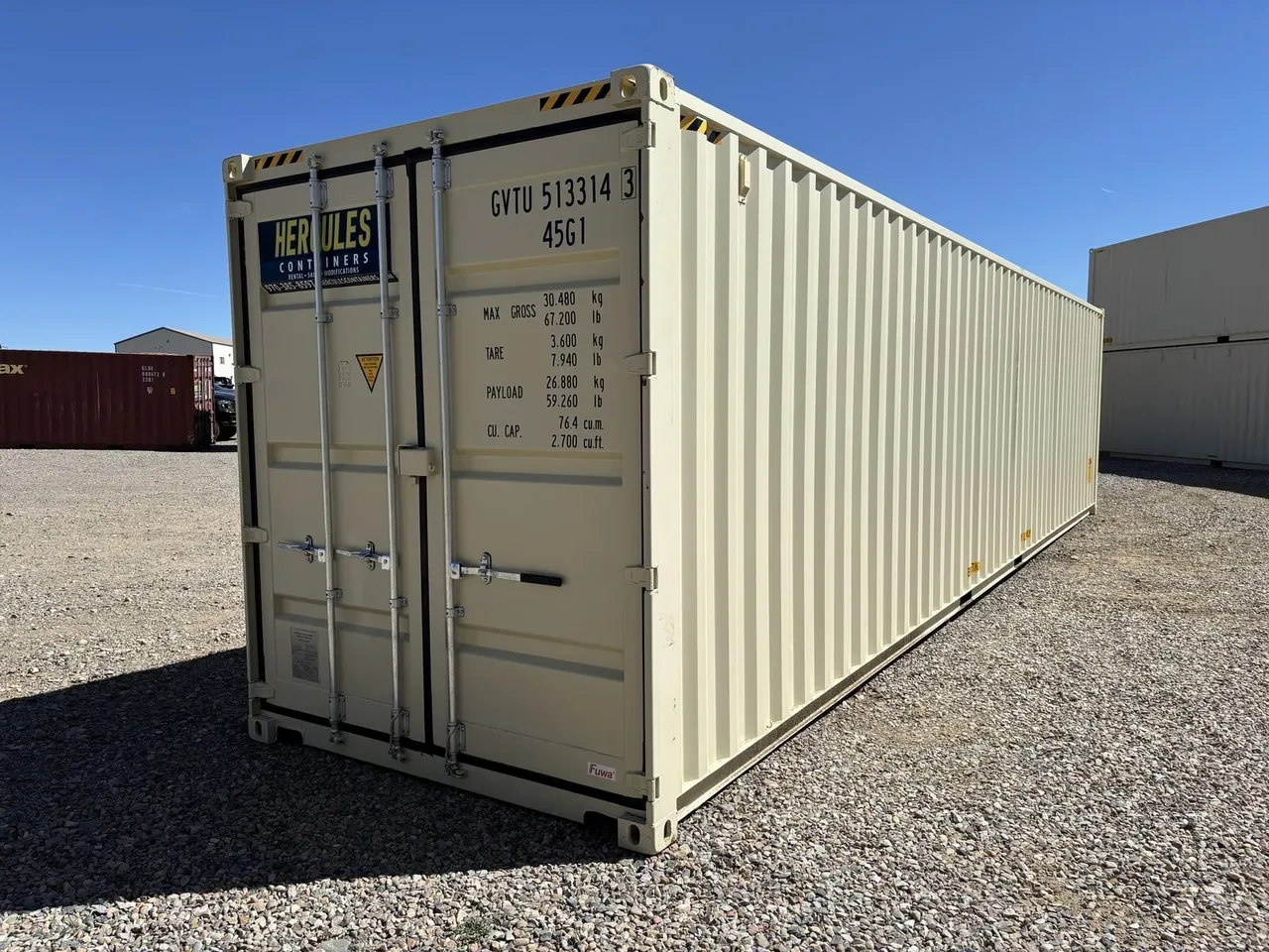 40-foot high cube storage container for maximum storage capacity
